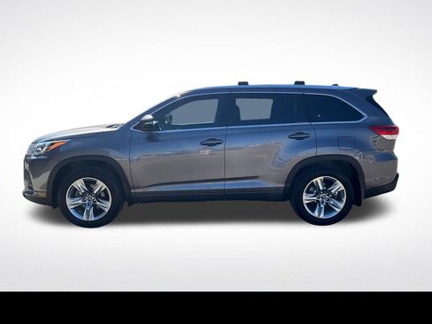 Used 2018 Toyota Highlander Limited AWD/4WD image 15