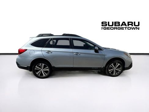 Used 2018 Subaru Outback 2.5i Limited w/ Popular Package #2 image 8
