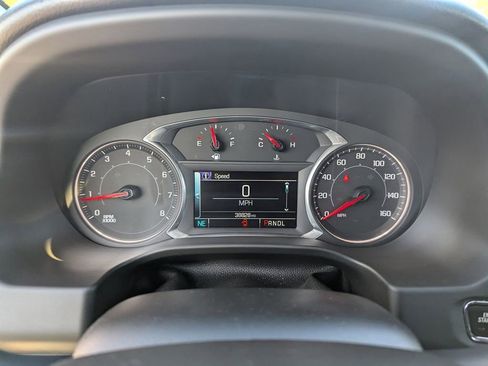 Used 2017 GMC Acadia SLE w/ Driver Alert Package I image 30