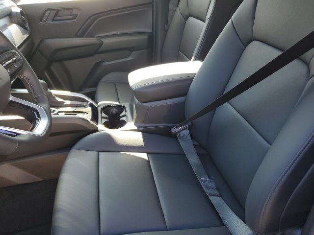New 2026 Chevrolet Colorado Trail Boss AWD/4WD image 17