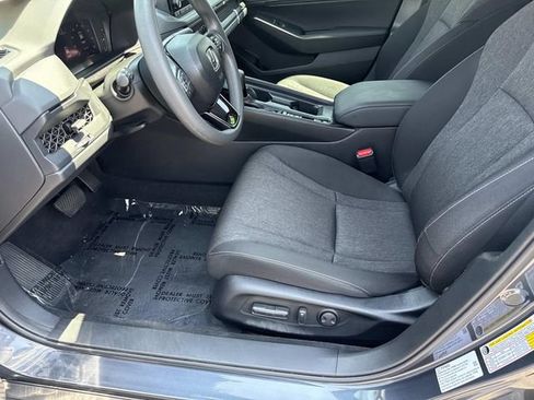 Certified 2023 Honda Accord EX image 19
