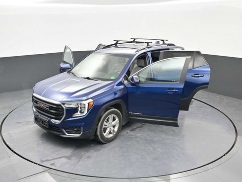 Used 2022 GMC Terrain SLE w/ Driver Convenience Package image 43