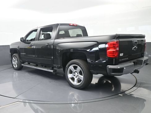 Used 2018 Chevrolet Silverado 1500 LT w/ All Star Edition RWD image 4