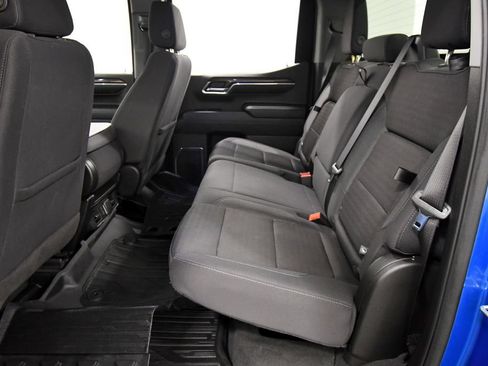 Used 2024 GMC Sierra 1500 Elevation w/ LPO, Elevation Black Package AWD/4WD image 15