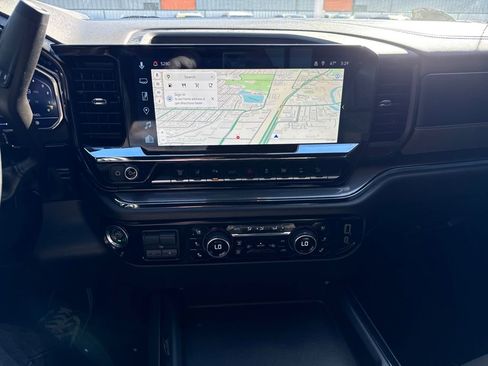Used 2025 Chevrolet Silverado 2500 ZR2 w/ ZR2 Bison Edition AWD/4WD image 19