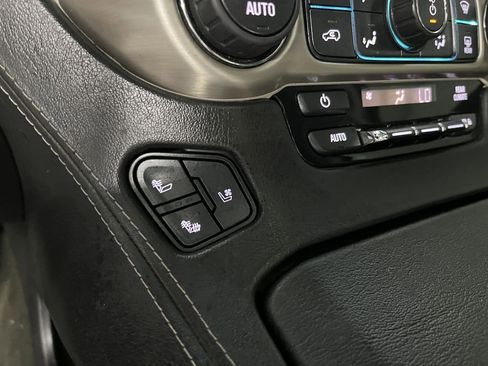 Used 2017 GMC Yukon Denali image 18