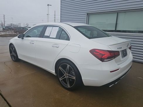 Certified 2022 Mercedes-Benz A 220 4MATIC image 4