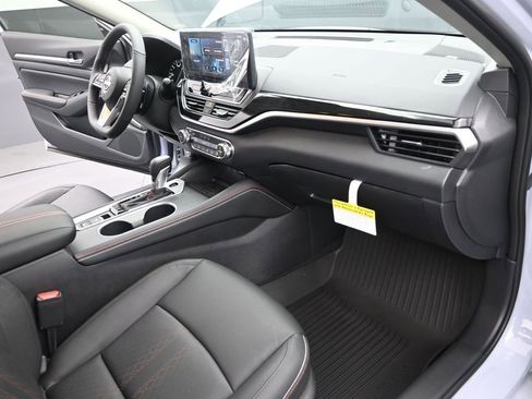 New 2026 Nissan Altima 2.5 SR FWD image 26