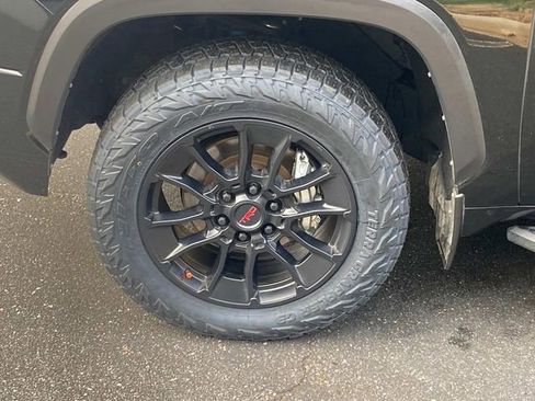 Used 2024 Toyota Tundra Limited w/ TRD Off-Road Package image 6