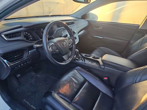 Used 2016 Toyota Avalon Limited w/ Protection Package FWD image 9