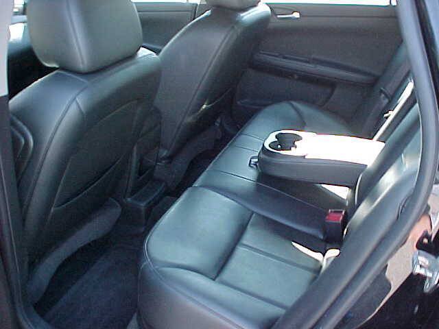 Used 2012 Chevrolet Impala LTZ FWD image 16