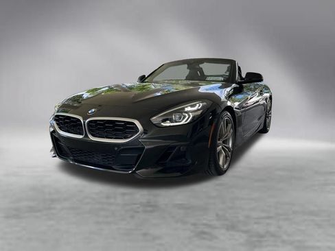Used 2025 BMW Z4 sDrive30i RWD image 2