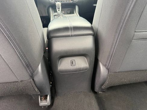 Used 2021 Nissan Sentra SV FWD image 22