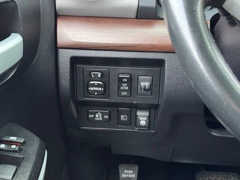 Used 2020 Toyota Tundra Limited AWD/4WD image 31