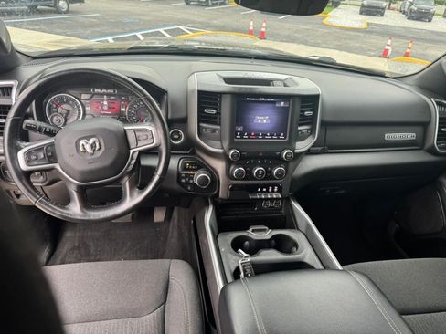 Used 2020 RAM 1500 Big Horn AWD/4WD image 10