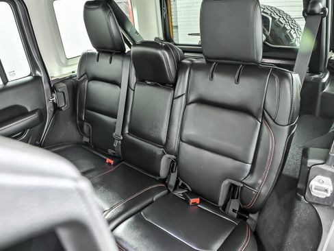 Used 2021 Jeep Wrangler Unlimited Rubicon AWD/4WD image 19