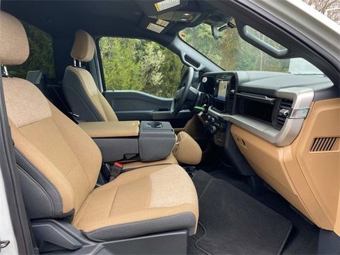 Used 2025 Ford F250 XLT w/ 360-Degree Camera Package image 31