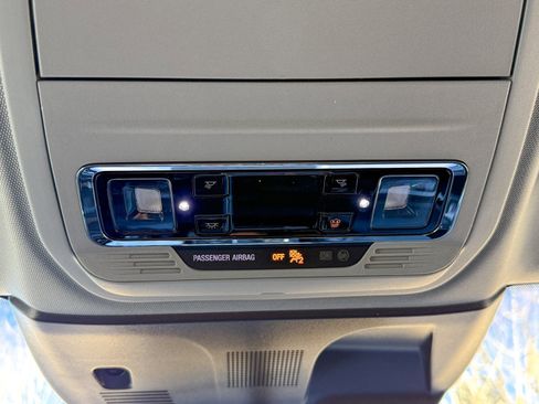 Used 2021 Lincoln Corsair AWD w/ Equipment Group 101A image 35