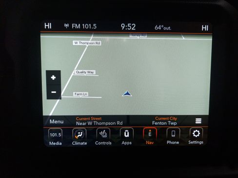 Used 2022 Jeep Gladiator Overland image 11