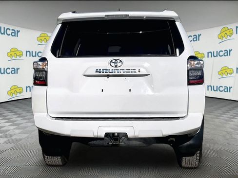 Used 2024 Toyota 4Runner SR5 Premium image 5