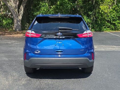 Certified 2022 Ford Edge SEL w/ Sport Appearance Package AWD/4WD image 12