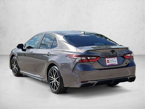 Used 2024 Toyota Camry SE FWD image 7