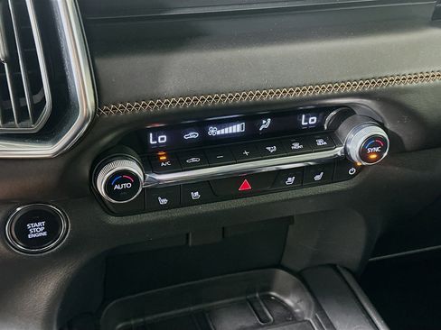 Used 2025 MAZDA CX-50 AWD 2.5 S w/ Premium Plus Pkg image 23