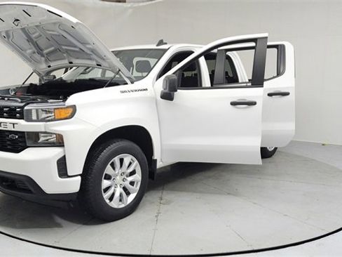 Used 2021 Chevrolet Silverado 1500 Custom w/ LPO, Dark Essentials Package image 9