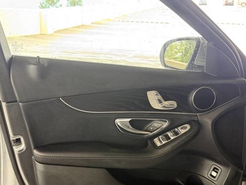 Used 2016 Mercedes-Benz C 300 Sedan image 23
