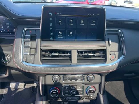 Used 2024 Chevrolet Suburban RST w/ Luxury Package RWD image 23