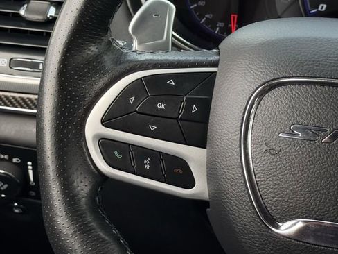 Used 2019 Jeep Grand Cherokee SRT image 13