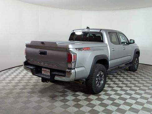 Used 2023 Toyota Tacoma TRD Off-Road AWD/4WD image 3