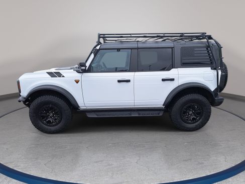 Used 2024 Ford Bronco Badlands AWD/4WD image 8