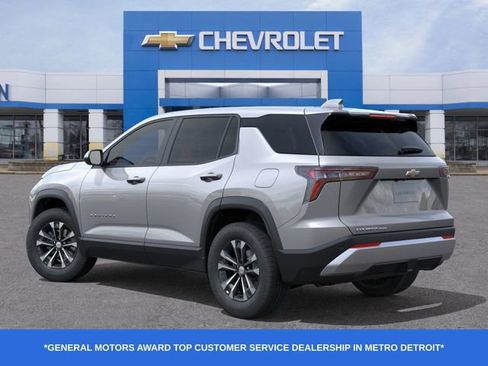 New 2026 Chevrolet Equinox LT w/ Convenience Package II image 4