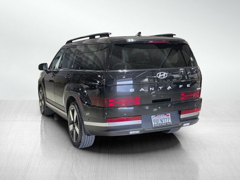 Used 2025 Hyundai Santa Fe Limited FWD image 5