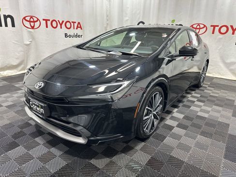 Used 2025 Toyota Prius Limited image 3