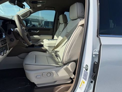 New 2026 GMC Yukon Denali AWD/4WD image 12