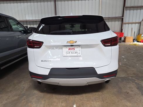 Used 2025 Chevrolet Blazer LT FWD image 6