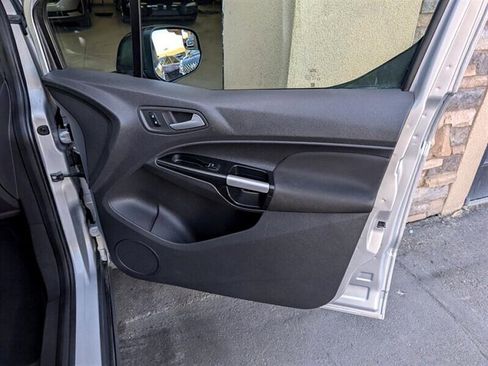 Used 2018 Ford Transit Connect XLT image 28