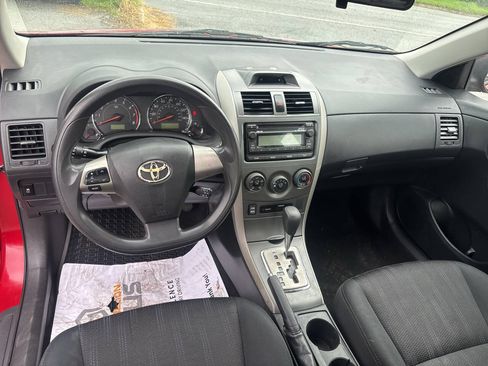 Used 2012 Toyota Corolla S FWD image 19
