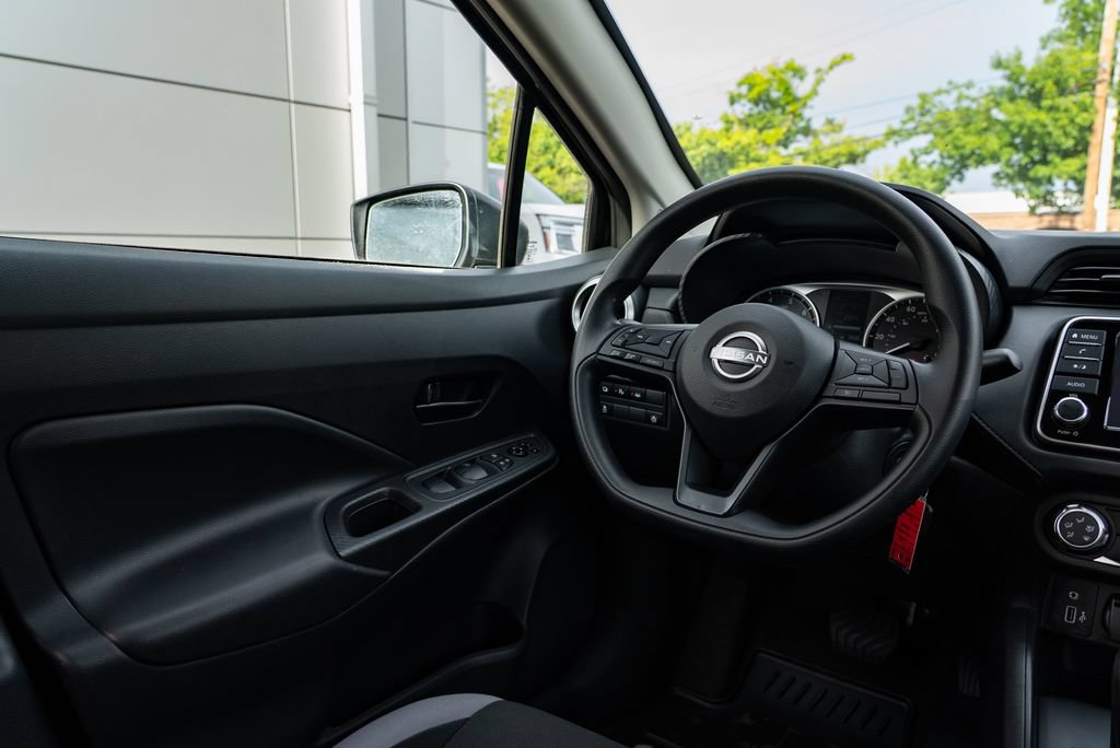 Certified 2025 Nissan Versa S w/ Trunk Package FWD image 11
