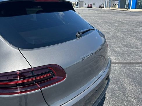 Used 2017 Porsche Macan GTS AWD/4WD image 10