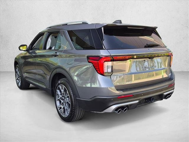 Used 2025 Ford Explorer Platinum w/ Ultimate Package AWD/4WD image 8