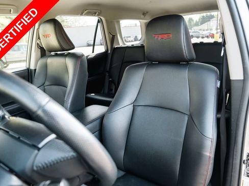 Used 2024 Toyota 4Runner TRD Off-Road Premium AWD/4WD image 26