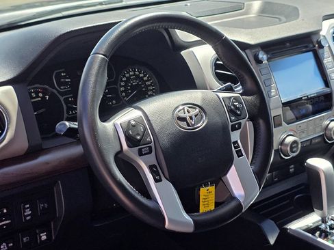 Used 2019 Toyota Tundra Limited w/ Limited Premium Package RWD image 20