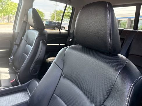 Certified 2023 Honda Ridgeline RTL image 13