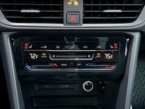 New 2026 Volkswagen Taos SE AWD/4WD image 25
