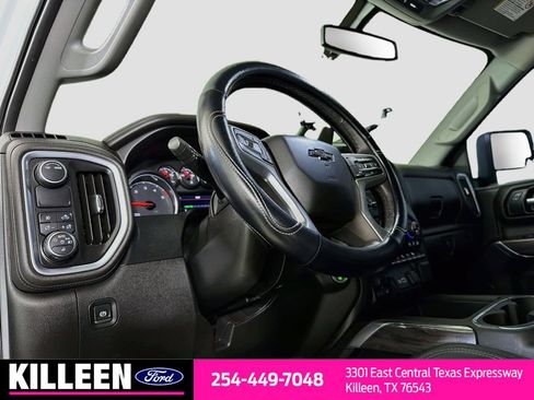Used 2020 Chevrolet Silverado 2500 LTZ w/ LTZ Plus Package RWD image 11