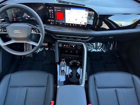 New 2025 Audi Q5 Premium image 10
