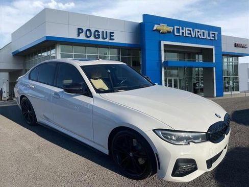 Used 2021 BMW 330i Sedan w/ M Sport Package image 1